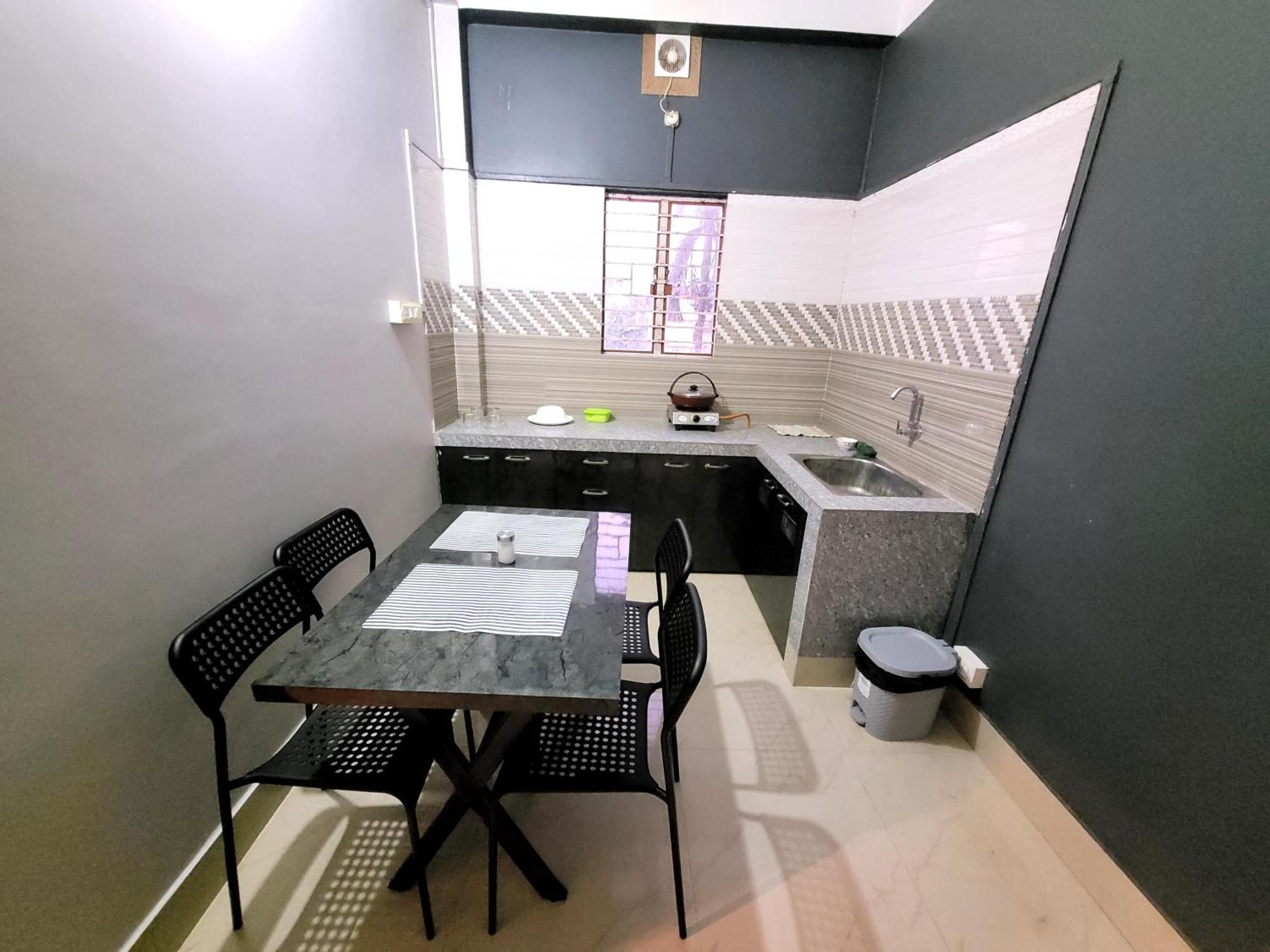Areca Homestay Guwahati Exteriör bild