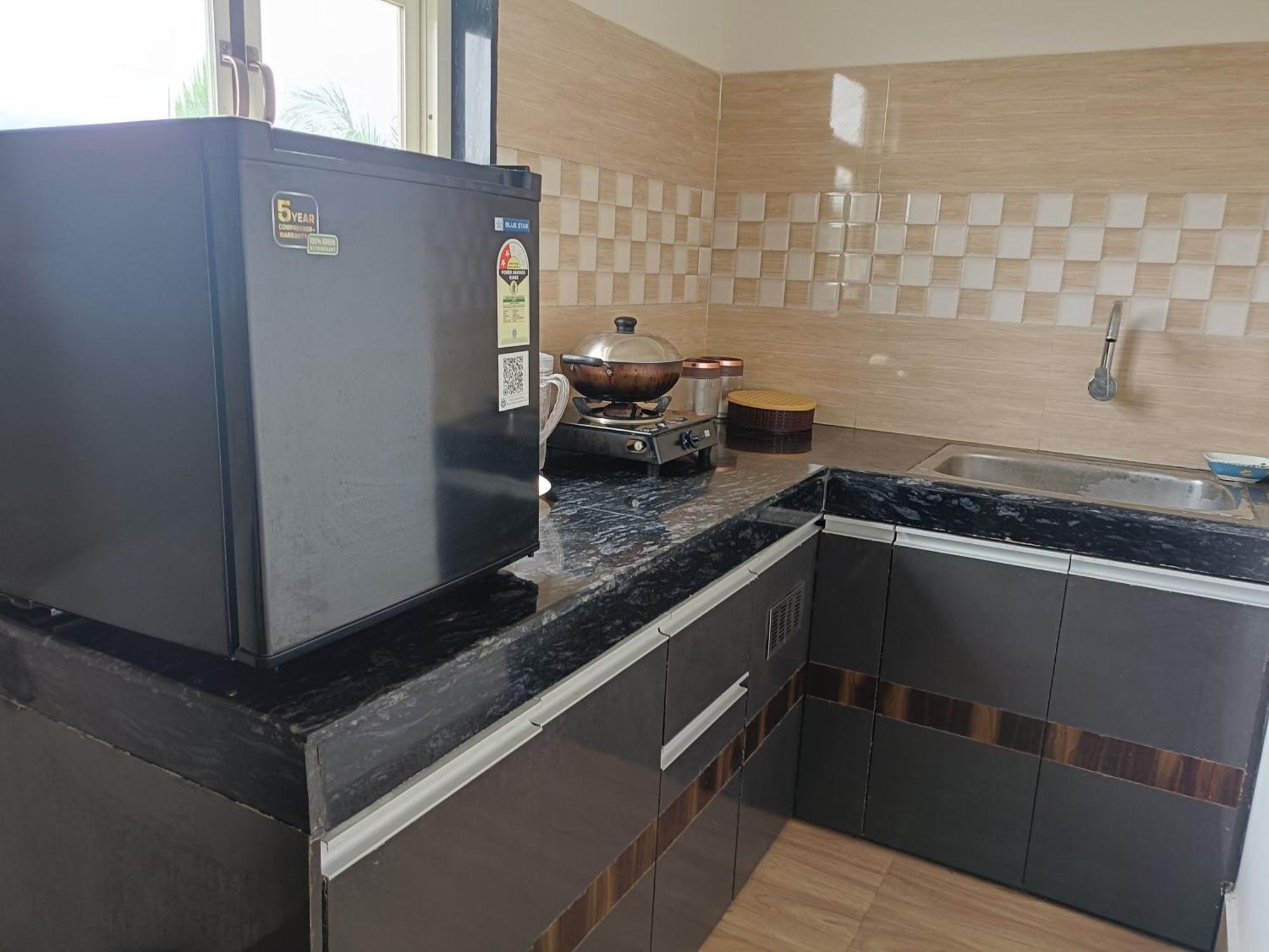 Areca Homestay Guwahati Exteriör bild